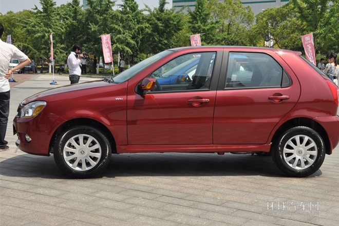 2011款 1.3L 手動尊貴型