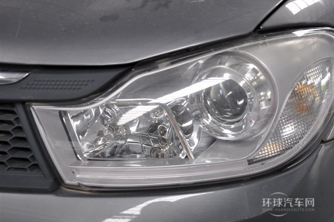 2011款 1.5L 手動豪華型