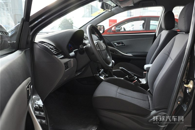 2014款 1.5L 手動(dòng)舒適型