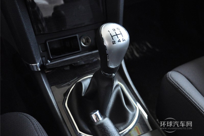 2014款 1.5L 手動舒適型