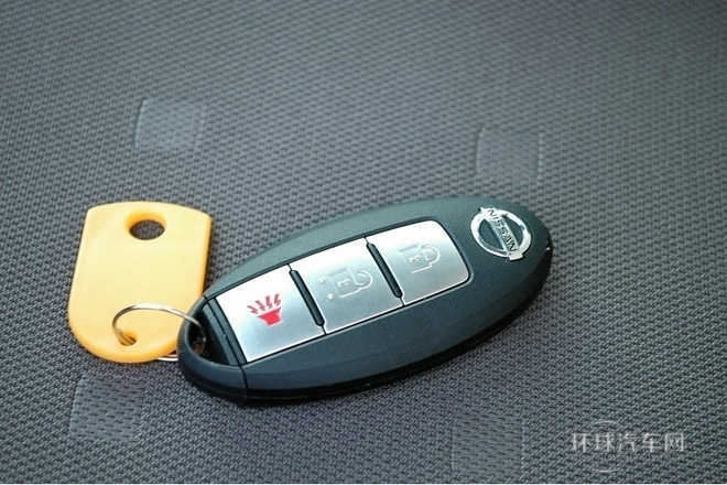 2011款 1.6T 手動致酷版