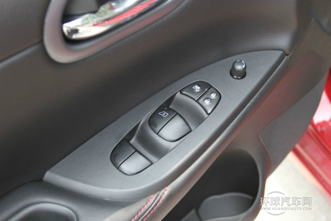 2011款 1.6T 手動致酷版