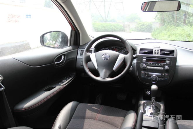 2011款 1.6T 手動(dòng)致酷版