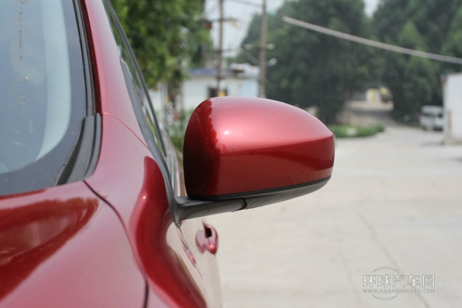 2011款 1.6T 手動(dòng)致酷版