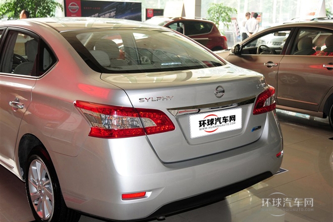 2012款 1.6XE CVT舒適版