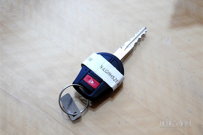 2012款 1.6XE 手動(dòng)舒適版