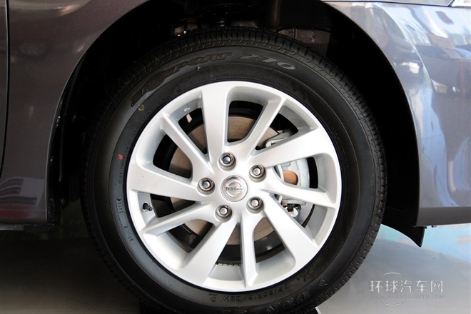 2012款 1.6XE 手動舒適版