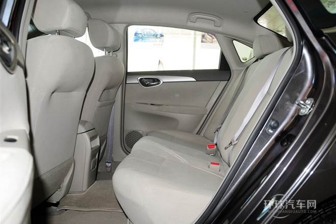 2012款 1.6XE 手動(dòng)舒適版