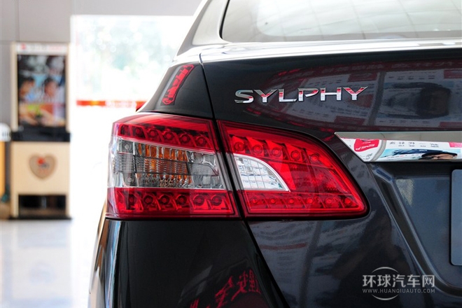 2012款 1.6XE 手動舒適版