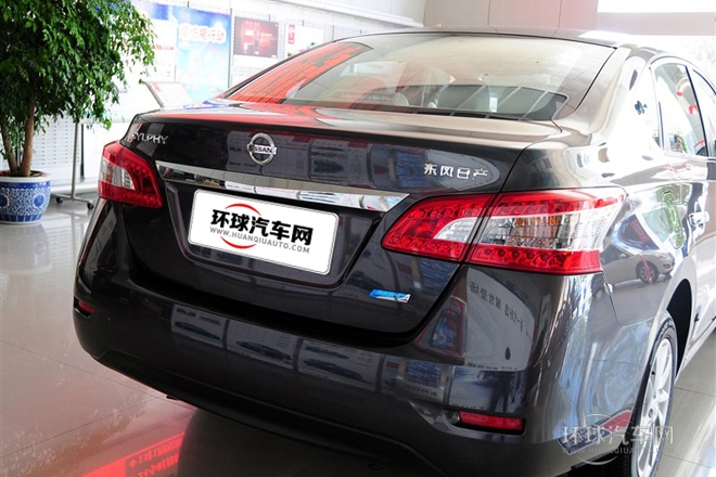 2012款 1.6XE 手動舒適版