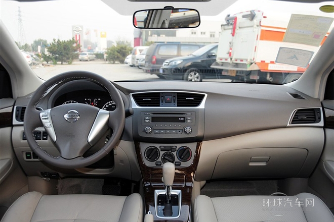 2012款 1.6XL CVT豪華版