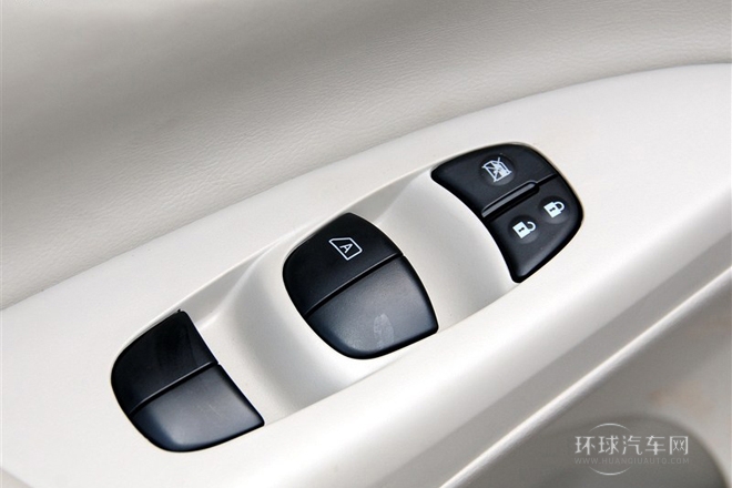 2012款 1.6XL 手動豪華版