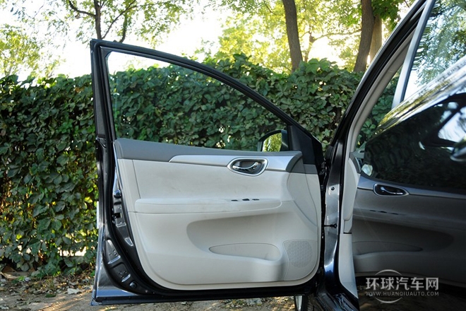 2012款 1.8XE CVT舒適版