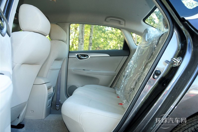 2012款 1.8XE CVT舒適版