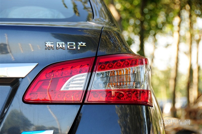 2012款 1.8XE CVT舒適版