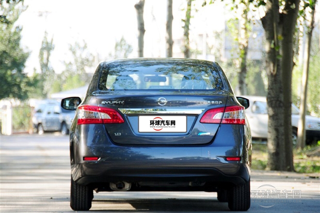 2012款 1.8XE CVT舒適版