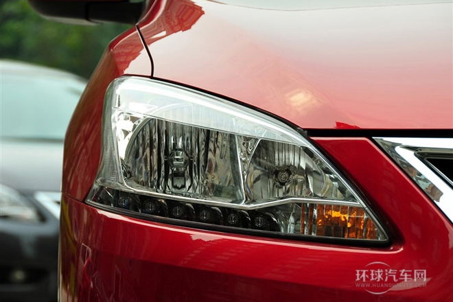 2012款 1.8XL 手動(dòng)豪華版