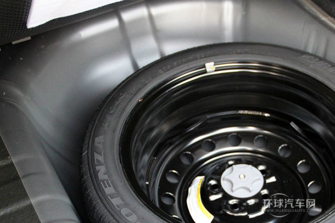 2012款 1.8XV CVT尊享版