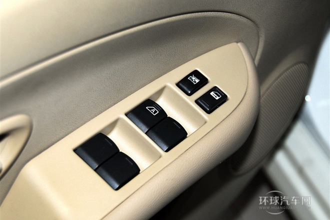 2012款 經(jīng)典 1.6XL 手動(dòng)豪華版