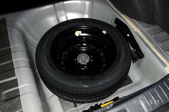 2012款 經典 1.6XL 自動豪華版