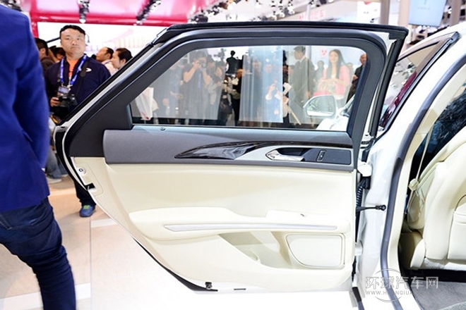 2014款 2.0T 尊雅版