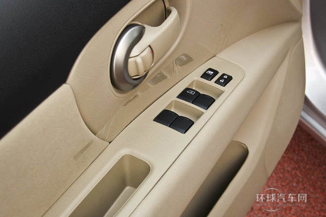 2013款 1.6XE 手動舒適版