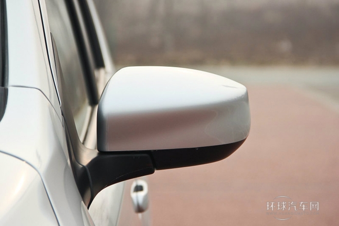 2013款 1.6XE 手動舒適版