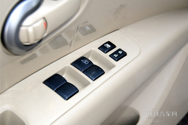 2013款 1.6XL CVT豪華版