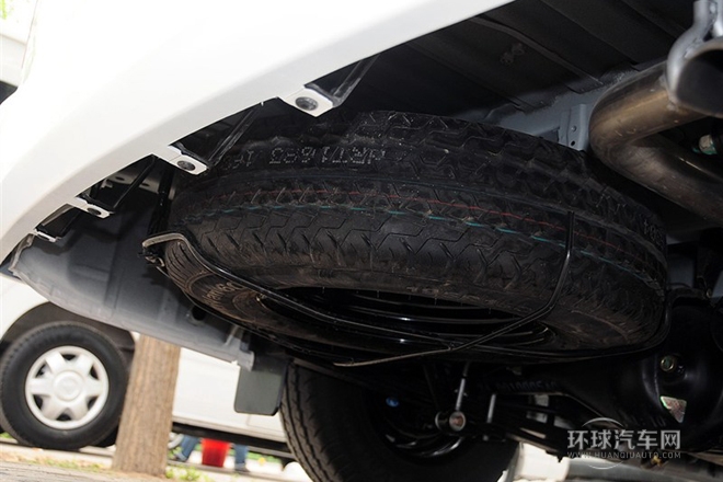 2014款 2.8T商務(wù)版高頂4JB1T