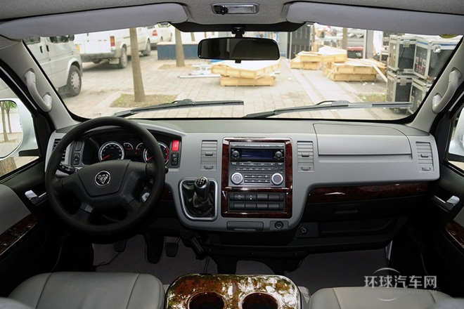 2014款 2.8T商務版高頂4JB1T