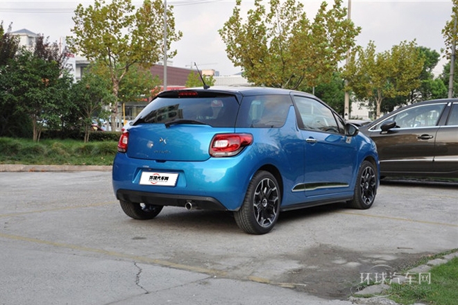 2012款 1.6L 風尚版