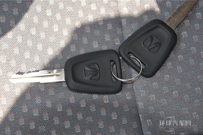 2014款 1.2L超值版廂貨 基本型 助力A12京V（五座）