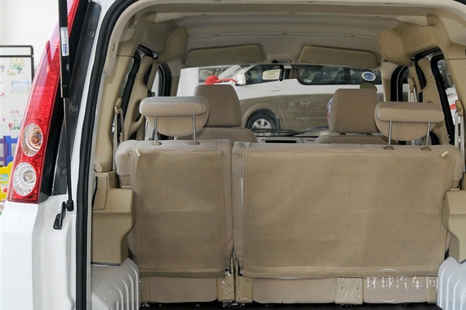 2011款 宜商 1.5L 標準版4A91