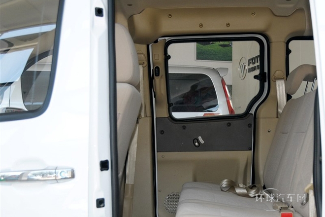 2011款 宜商 1.5L 標準版4A91