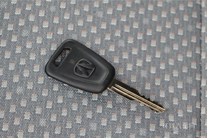 2014款 1.2L超值版廂貨 舒適型A12京V（兩座）