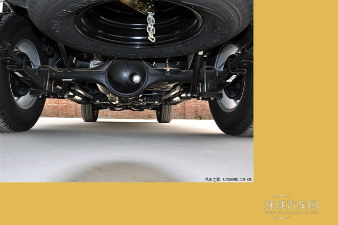 2012款 2.8T柴油四驅基本型