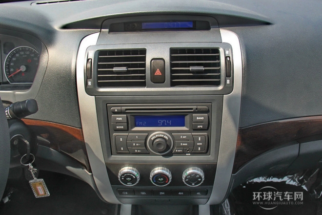 2012款 2.8T柴油四驅基本型