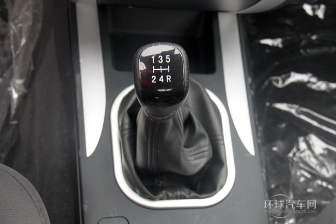 2012款 2.8T柴油兩驅(qū)基本型