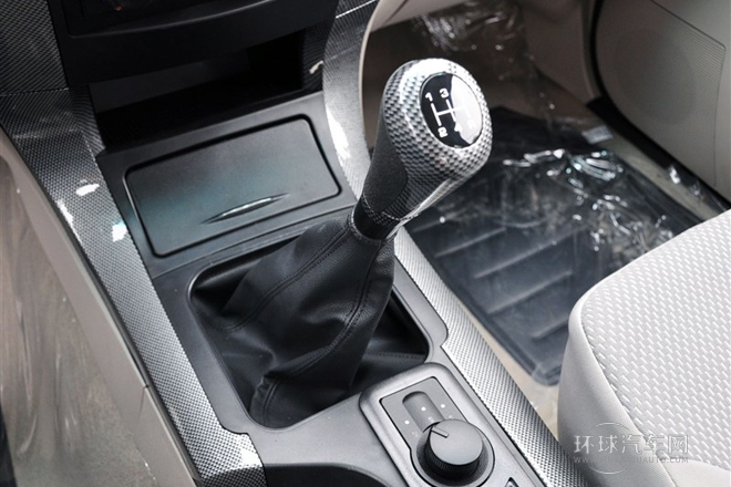 2011款 2.8T領先者V3