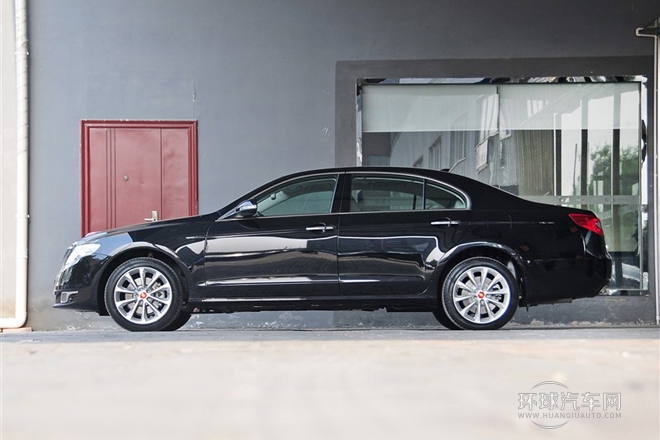 2013款 3.0L 尊貴型