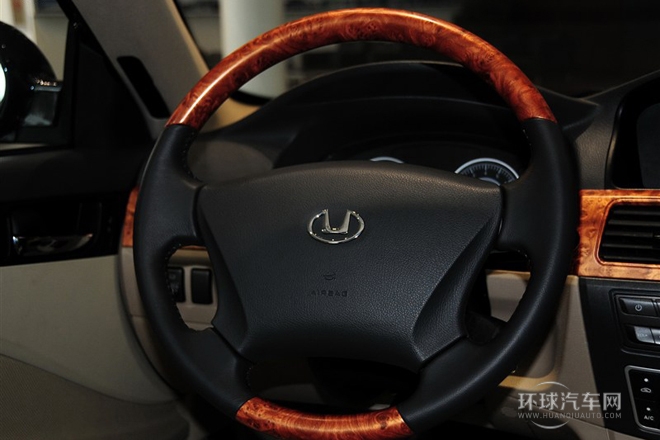 2013款 2.0L 自動舒適型