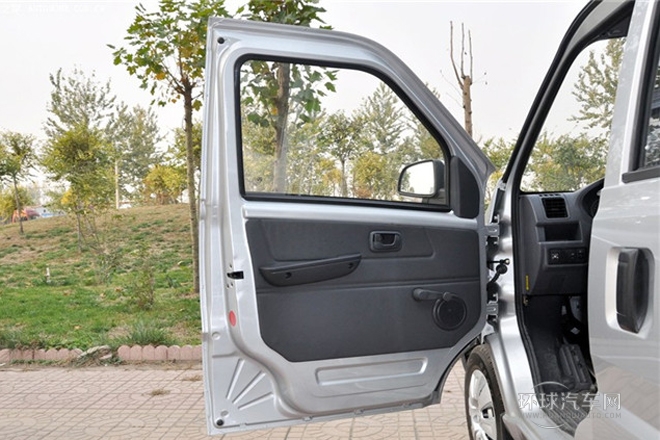 2013款 1.2L超值版 基本型CNGA12