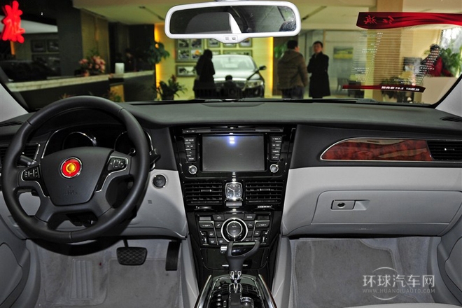 2013款 2.0T 尊貴型