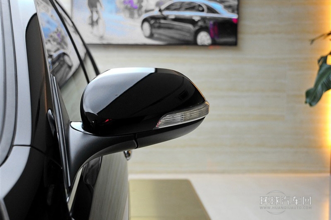 2013款 2.0T 尊貴型