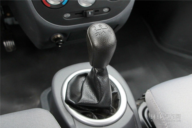 2013款 1.2L超值版 舒適型A12