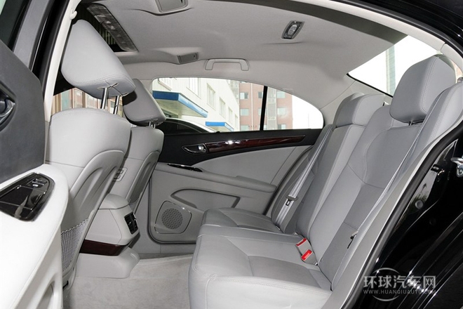 2013款 2.0T 豪華型