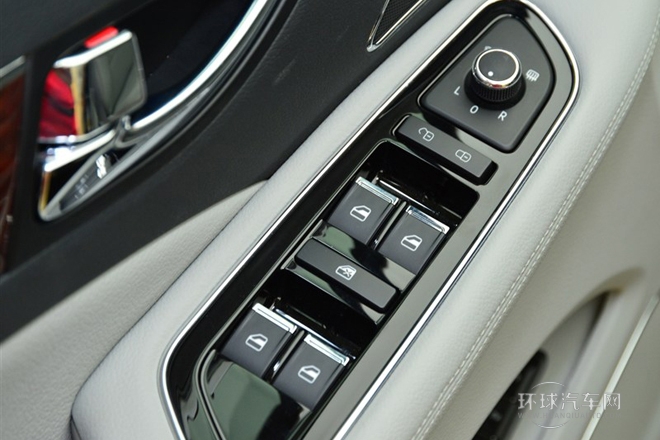 2013款 2.0T 技術(shù)型