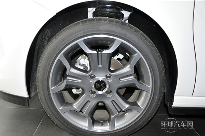 2012款 1.6L 時尚版