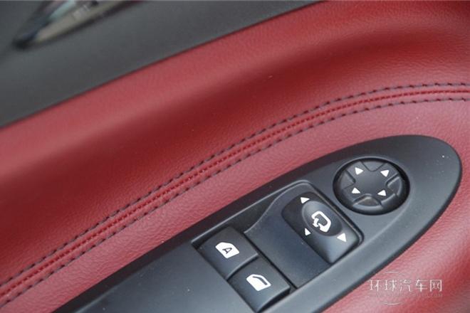 2012款 1.6L 時(shí)尚版