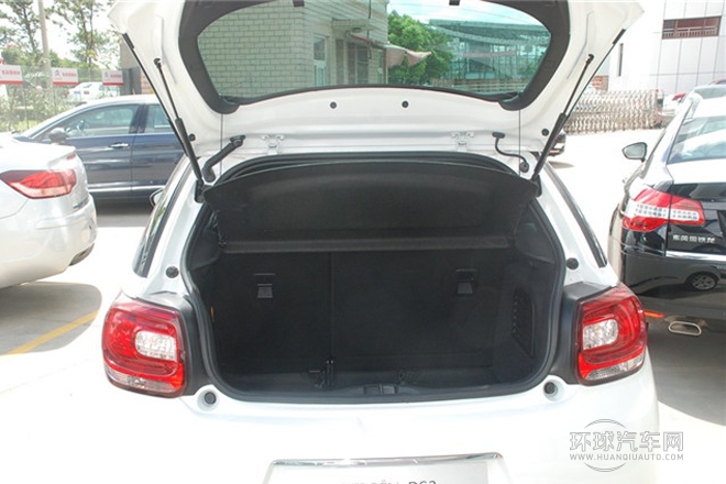 2012款 1.6L 時尚版